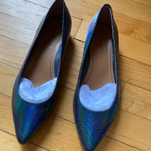 Gray iridescent Vionic